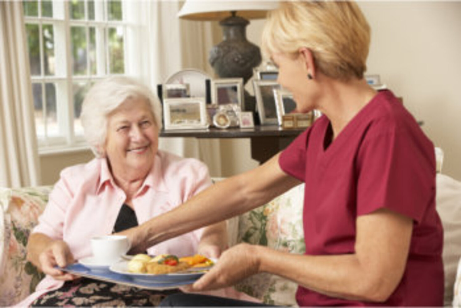 Why Choose In-Home Support Services for Personalized Care?
